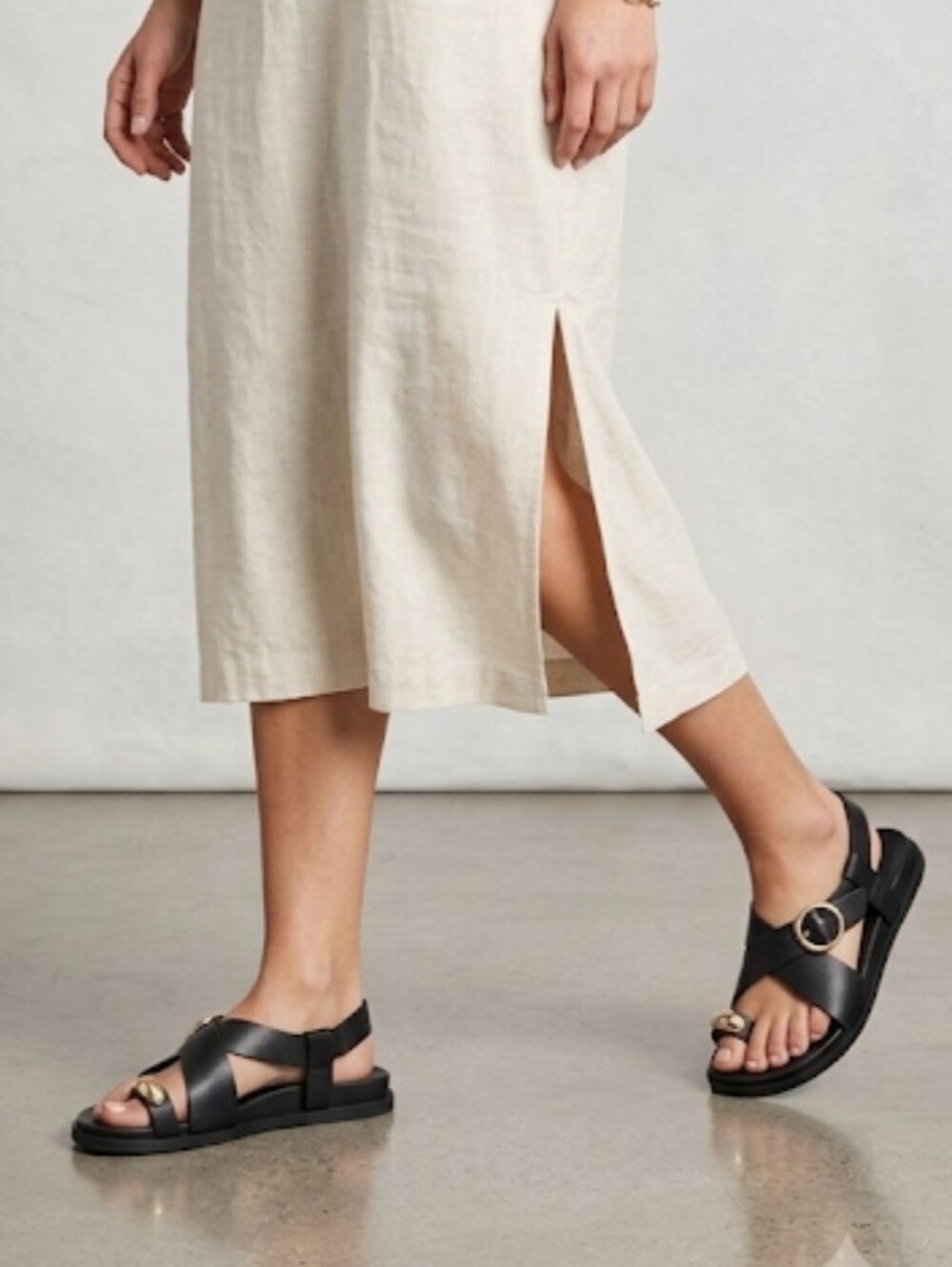 A New Day Penelope Black  Toe Ring Contoured Footbed Sandals,